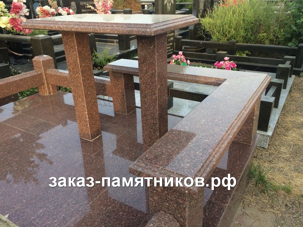 Лавочка и стол из Дымовского гранита 19 фото